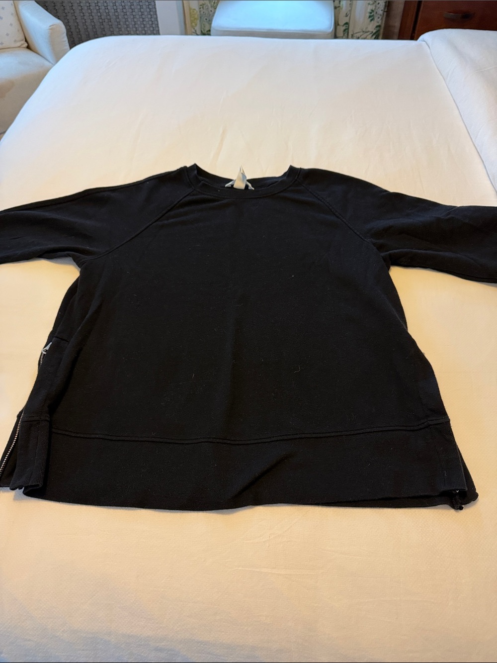 H&M Black Crewneck Sweatshirt